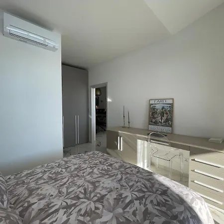 Prestigious 4 Bedroom Waterfront In Ajaccio Lägenhet Ajaccio (Corsica)